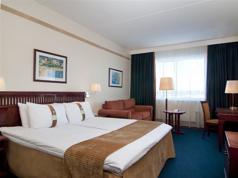 Hotel - Expo By Ihg 4*